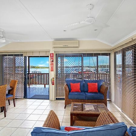 Tin Can Bay Marina Villas Kültér fotó
